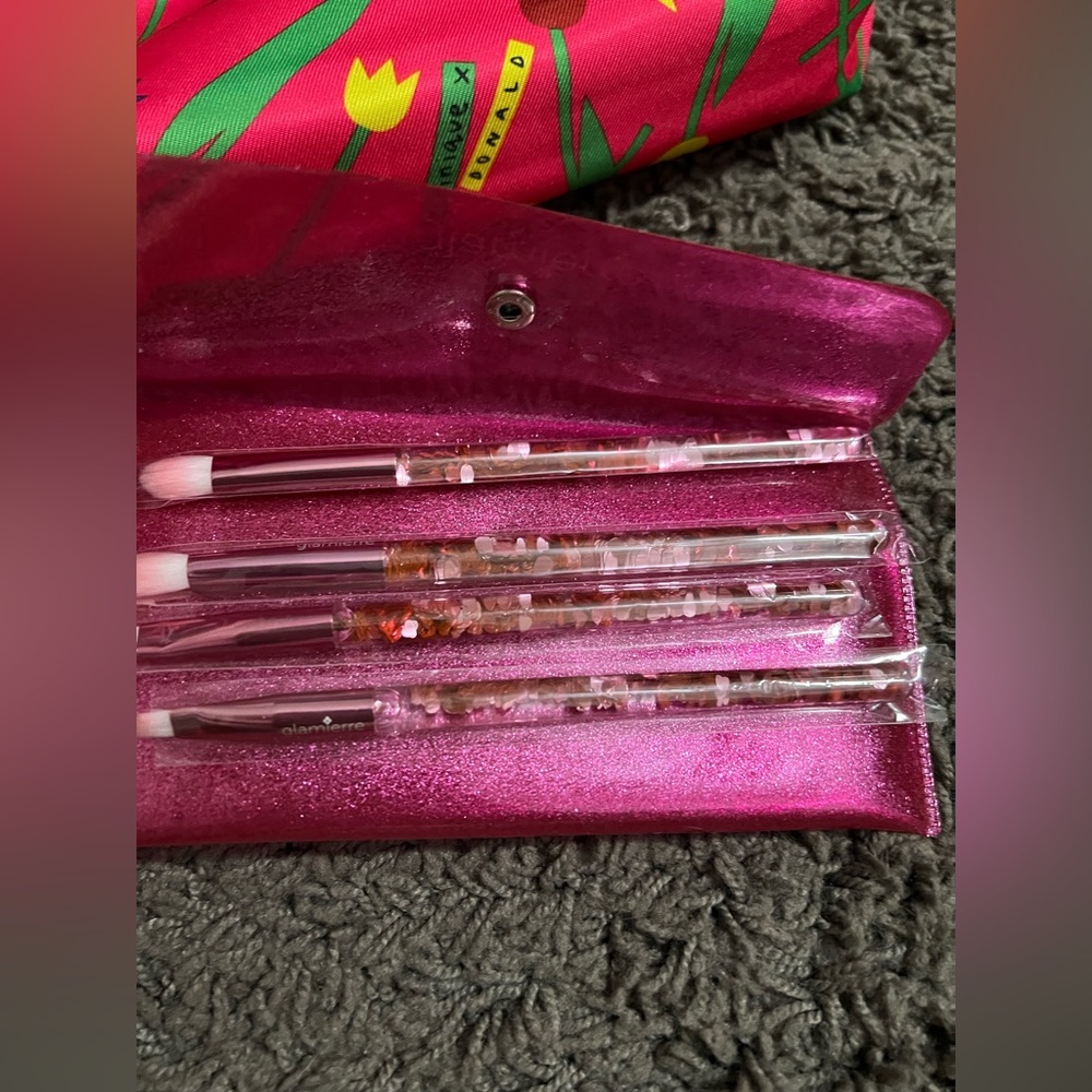 New ! Set of makeup brushes by glamierre